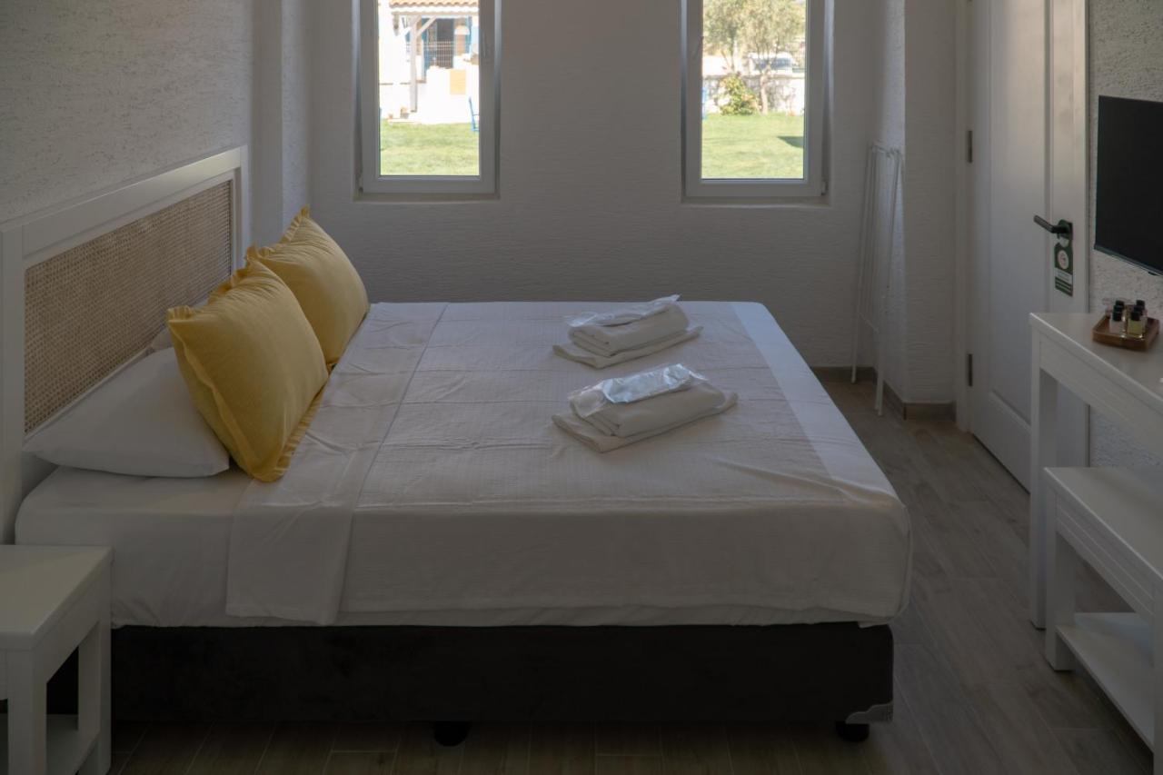 Vina Garden Hotel Tenedos Buitenkant foto